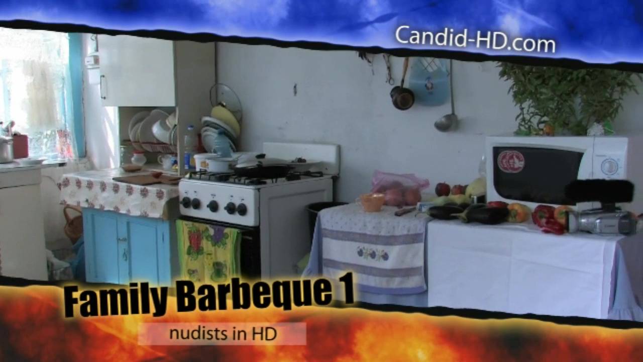 Candid-HD Videos Family Barbeque 1 - Poster