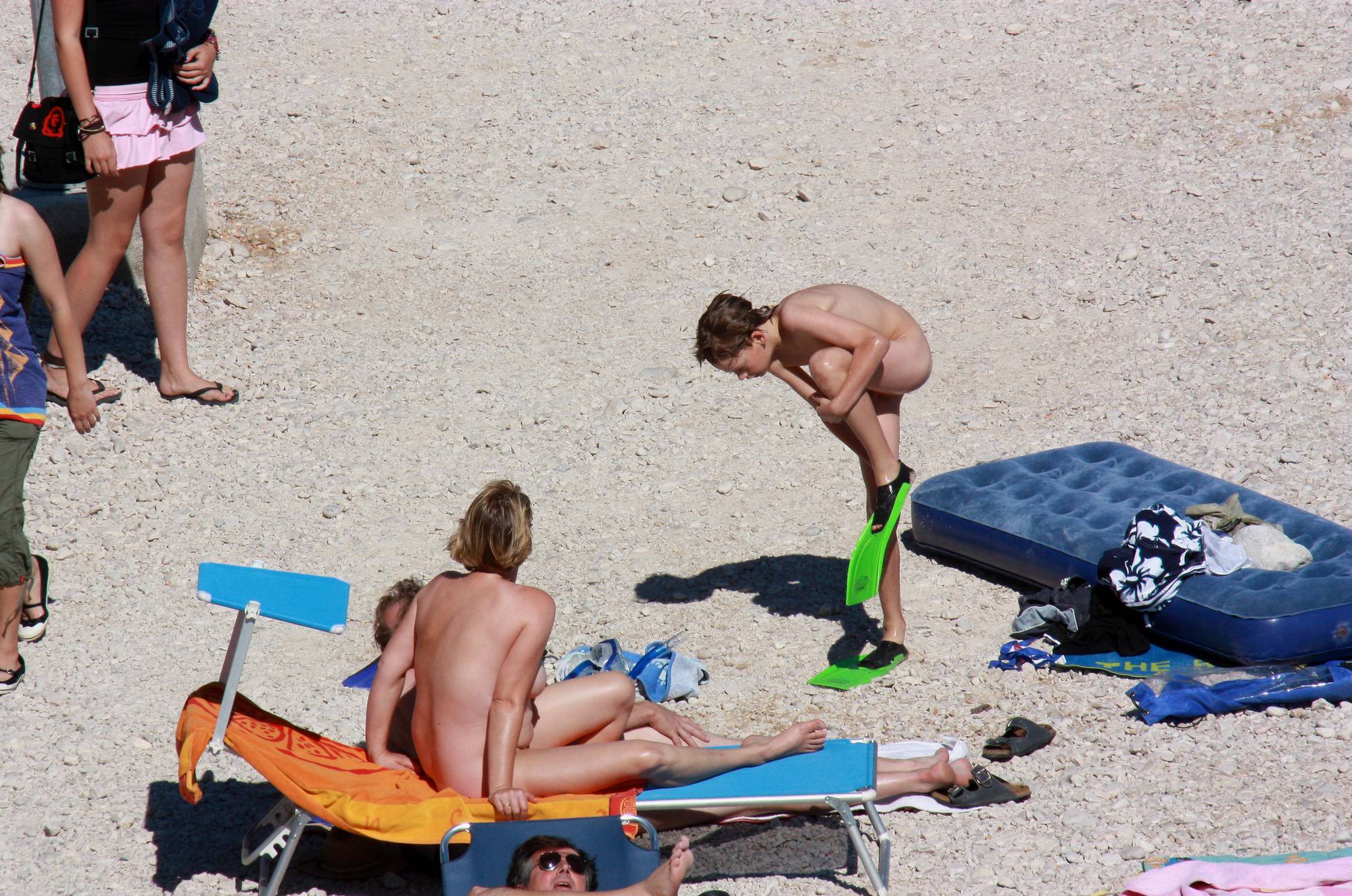 Purenudism Pics Nudist Family Beach Look - 1